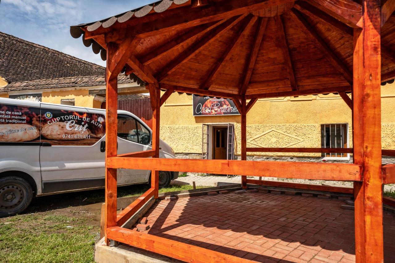 Casa Brutarului Crit Hotel Buitenkant foto